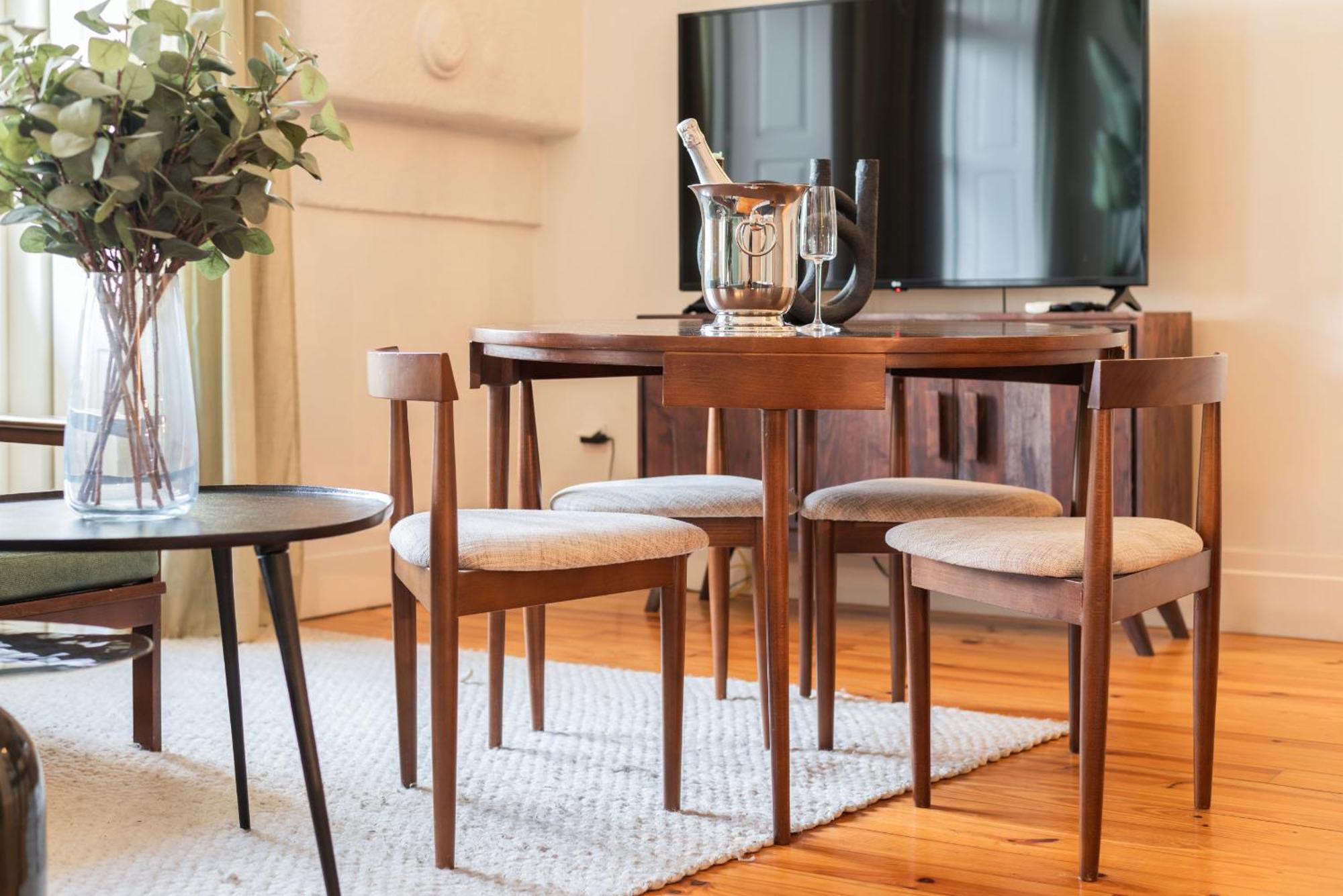 The Luxe Cube Apartamento Porto